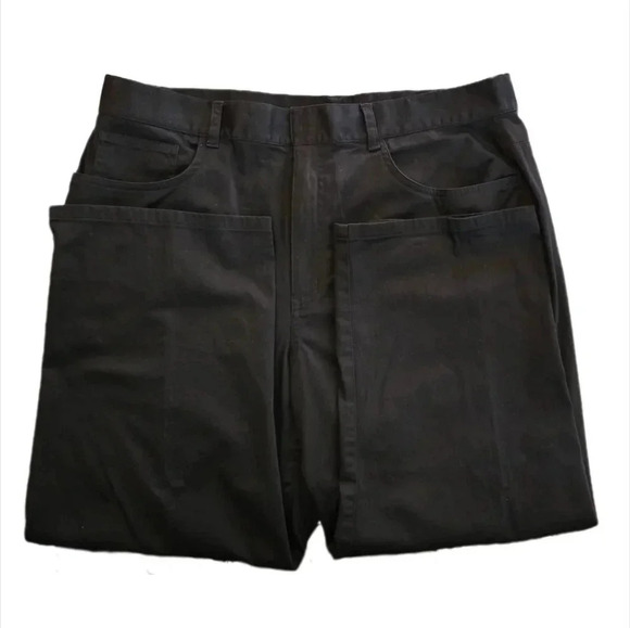 Chaps, Size 12, Black Stretch Slim Capris - Picture 3 of 10